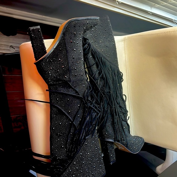 Jessica Simpson Black Rhinestone Boots with Fringe. - Picture 11 of 11